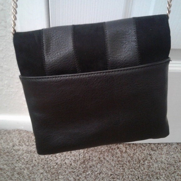 Black crossbody - Picture 4 of 5